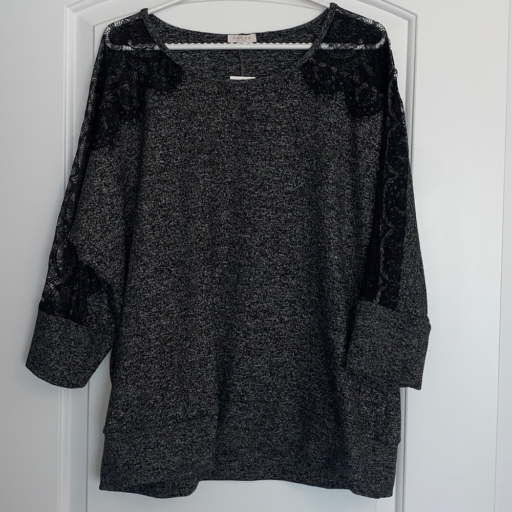 NWT Lace Trim Dolman Sleeve Top